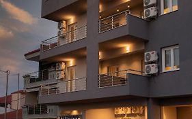 Philippos Residences